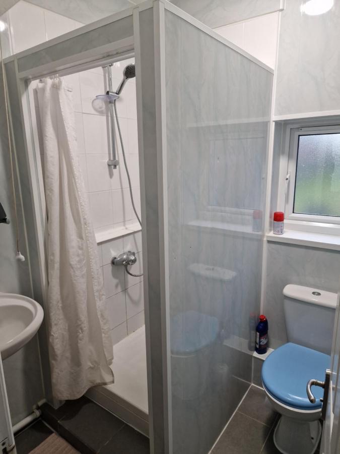 Browning House 3 Bedroom 6 Beds Long Or Short Stay ดาร์บี ภายนอก รูปภาพ