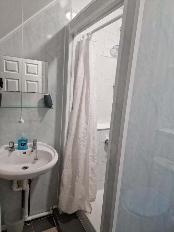 Browning House 3 Bedroom 6 Beds Long Or Short Stay ดาร์บี ภายนอก รูปภาพ