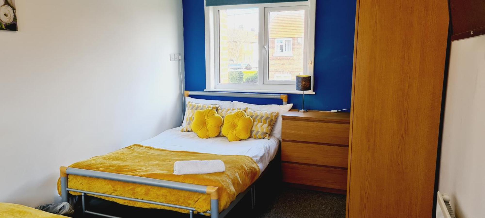 Browning House 3 Bedroom 6 Beds Long Or Short Stay ดาร์บี ภายนอก รูปภาพ