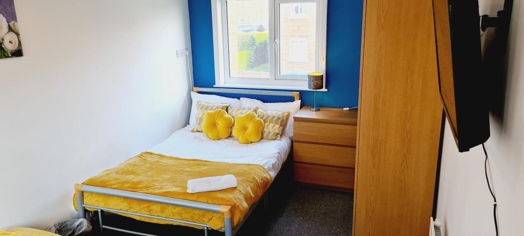 Browning House 3 Bedroom 6 Beds Long Or Short Stay ดาร์บี ภายนอก รูปภาพ
